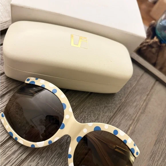 Stylish White and Blue Polka Dot Sunglasses Vintage-Inspired White Polka Dot Sunglasses | Unisex  main image 4